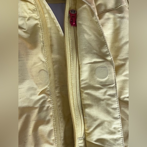 Women's Oakley Snowboarding Jacket Size M - Picture 7 of 9